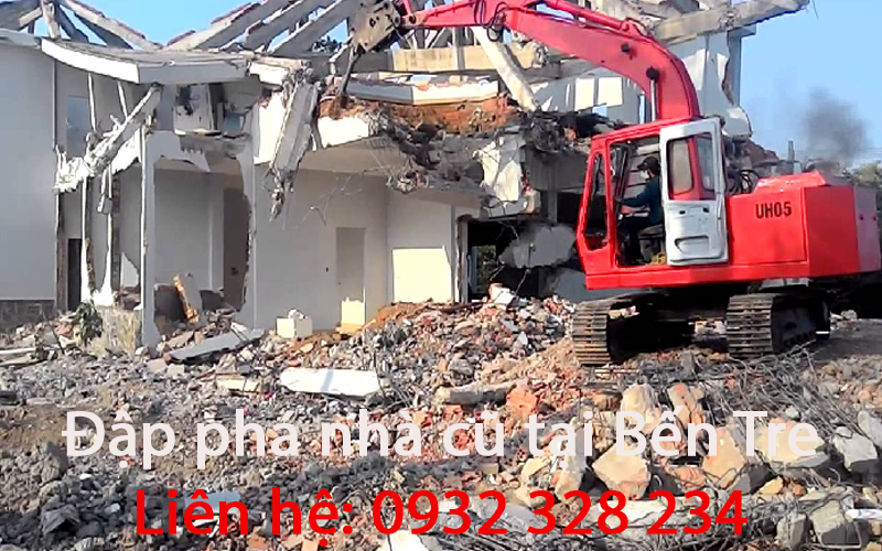 Đập Phá Nhà Cũ Tại Bến Tre